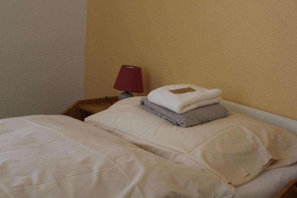 Hotel De La Gare Yvonand Ngoại thất bức ảnh